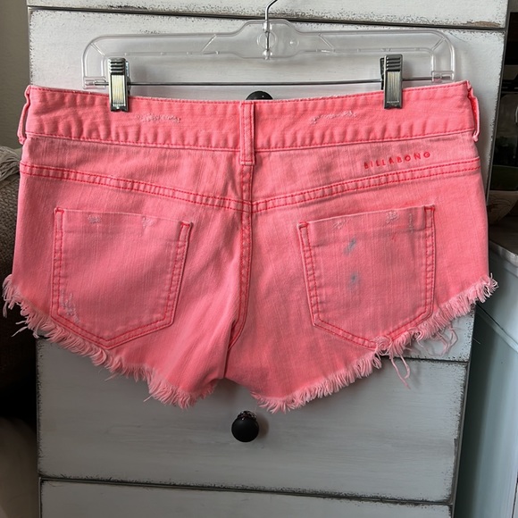 Billabong shorts. Size 5 juniors - Picture 2 of 2